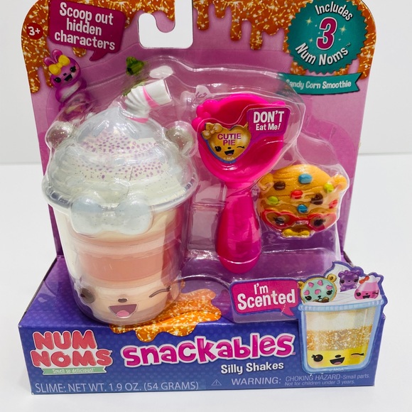 Num Noms Snackables Silly Shakes Candy Corn - Picture 2 of 5